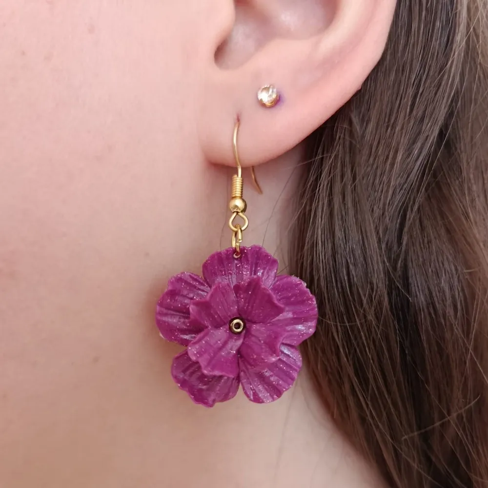 Boucles Printanières Violettes Brillantes