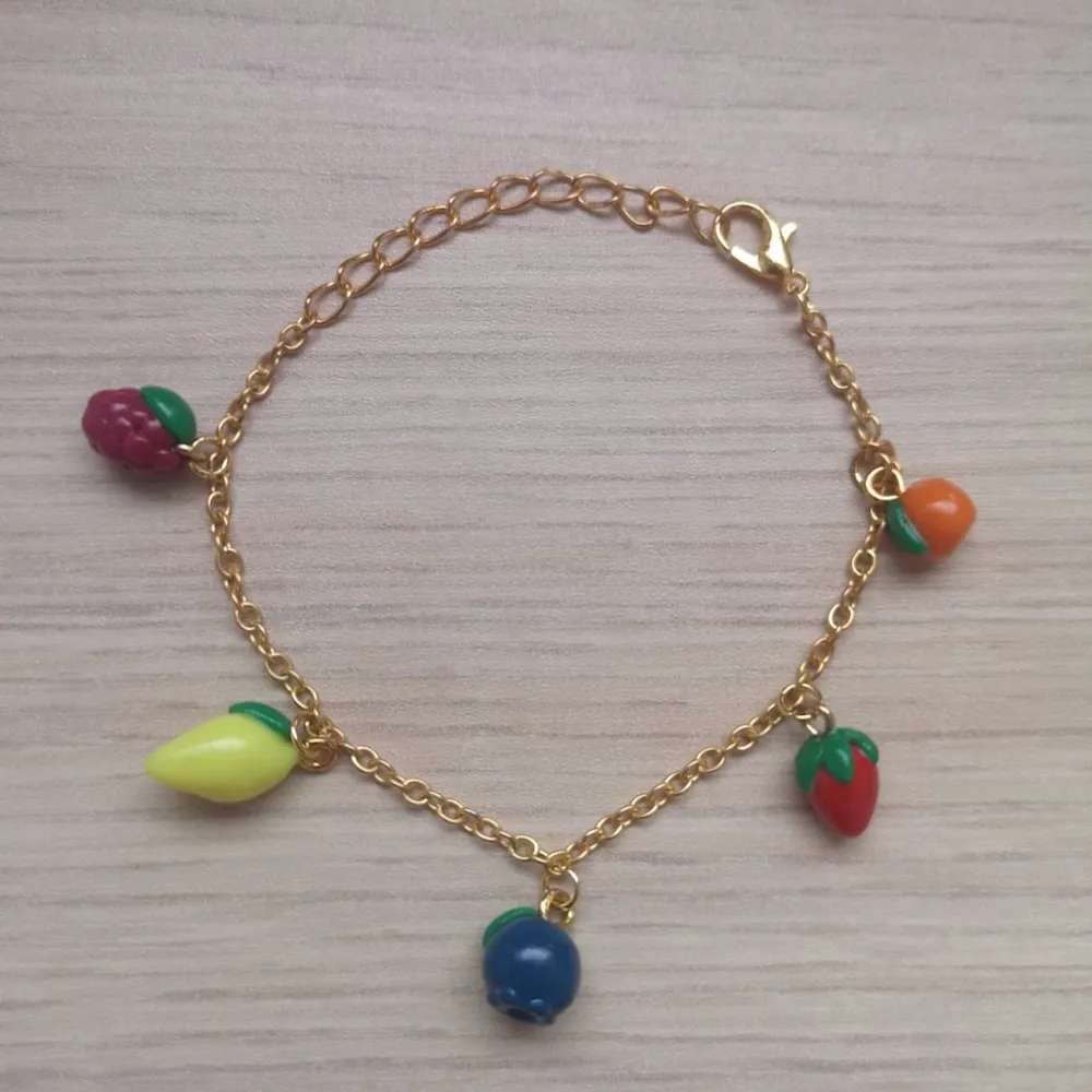 Bracelet fruits
