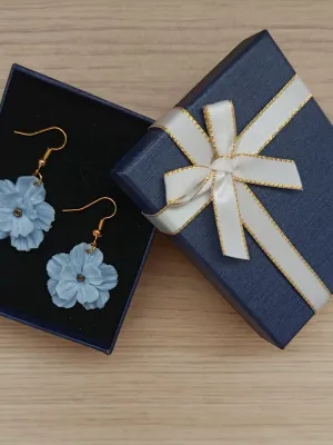 Boucles Printanières Bleues Claires
